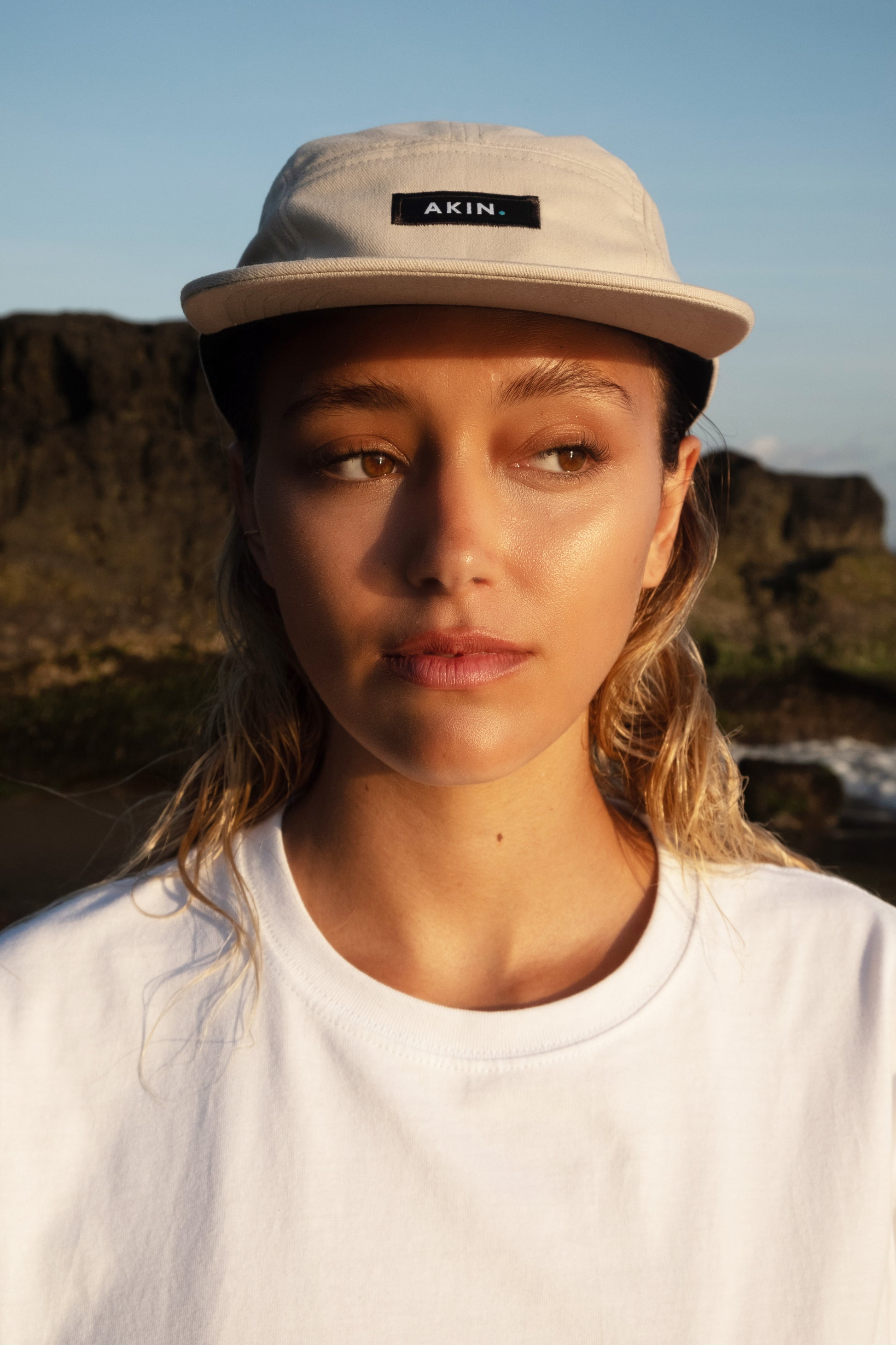Akin Five Panel Cap - Beige