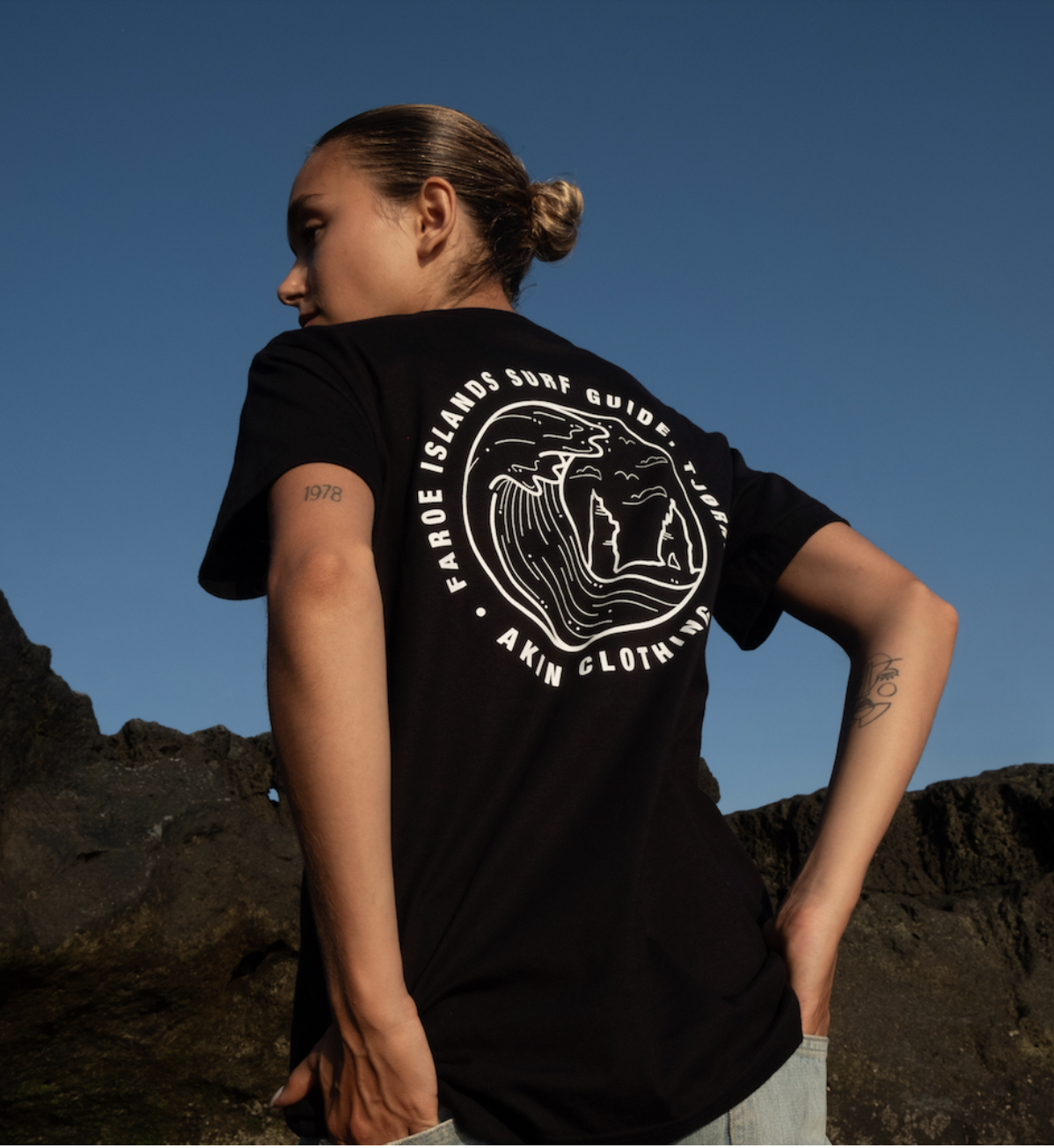 Faroe Islands Surf Guide x Akin - Black